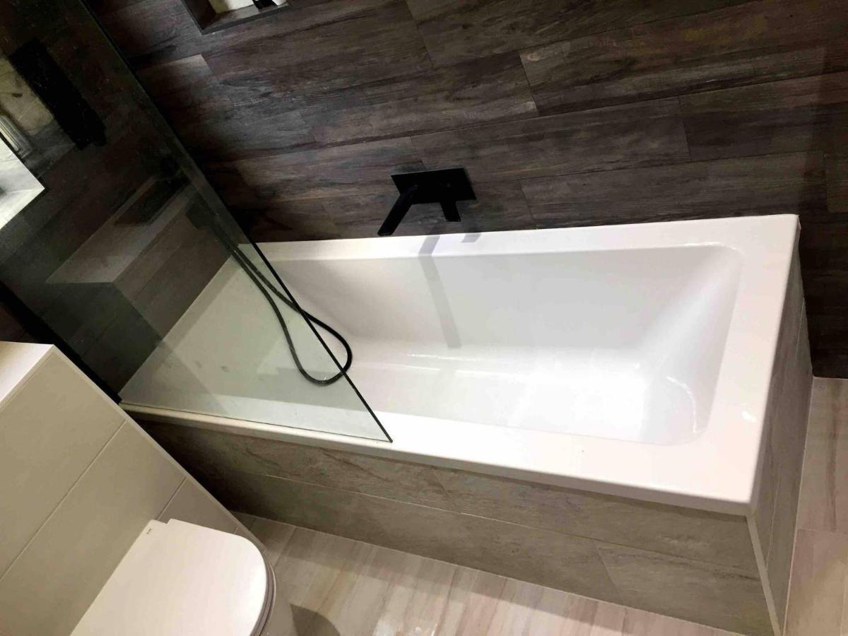 Double Bedroom, Kings Lynn, New Renovated Bathroom King's Lynn Luaran gambar